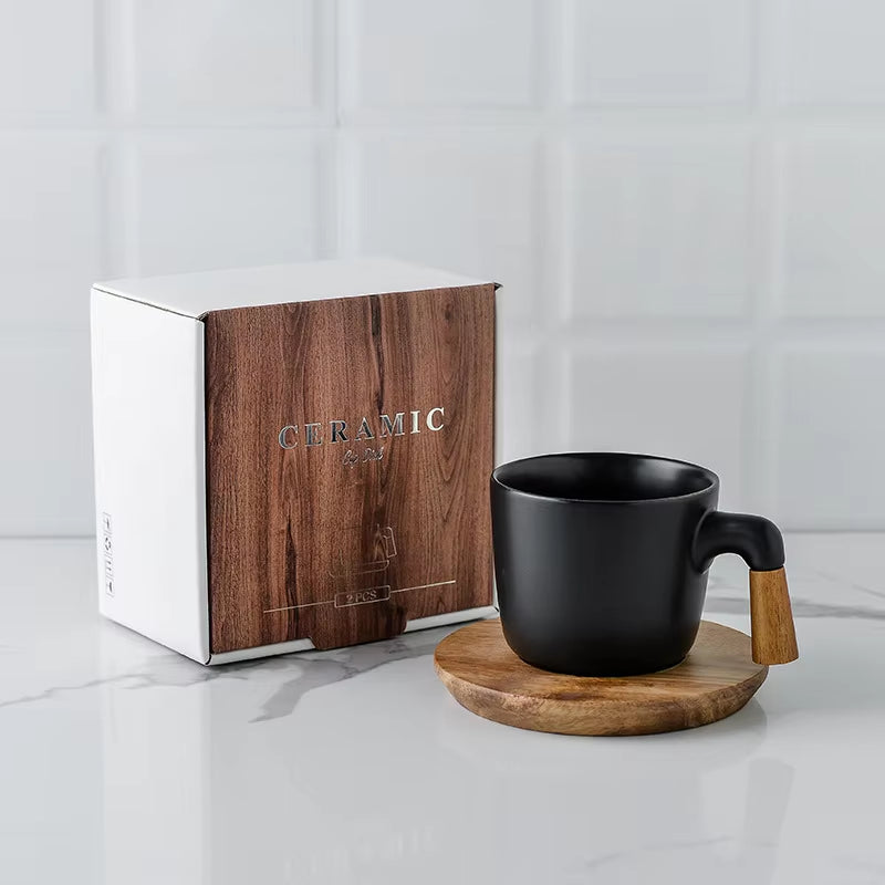 Japanese-Inspired Ceramic Tea Set with Wooden Handle and High Borosilicate Glass Teapot - Heat Resistant and Transparent